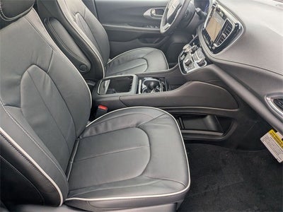 2026 Chrysler Pacifica PACIFICA LIMITED AWD