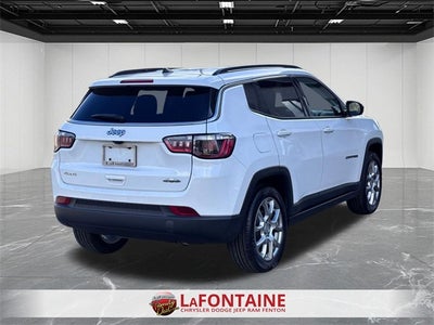 2022 Jeep Compass Latitude Lux 4x4