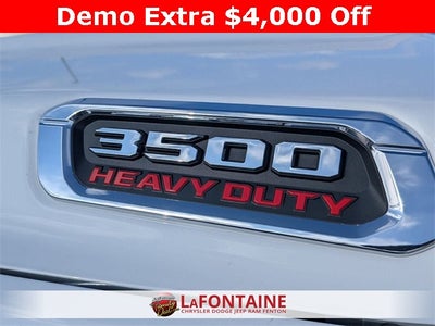 2026 RAM Ram 3500 RAM 3500 TRADESMAN CREW CAB 4X4 8' BOX