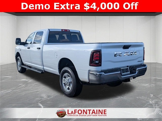 2026 RAM Ram 3500 RAM 3500 TRADESMAN CREW CAB 4X4 8' BOX