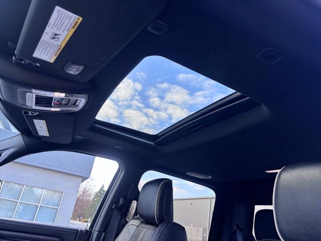 2022 RAM 3500 Limited Crew Cab 4x4 6'4' Box