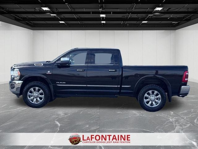 2022 RAM 3500 Limited Crew Cab 4x4 6'4' Box