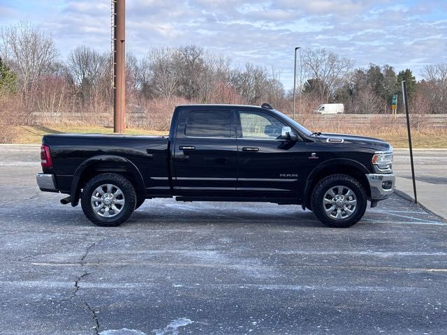 2022 RAM 3500 Limited Crew Cab 4x4 6'4' Box