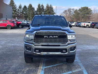 2022 RAM 3500 Limited Crew Cab 4x4 6'4' Box