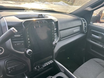 2021 RAM 3500 Big Horn Crew Cab 4x4 8' Box