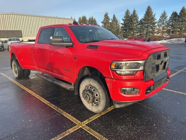 2021 RAM 3500 Big Horn Crew Cab 4x4 8' Box