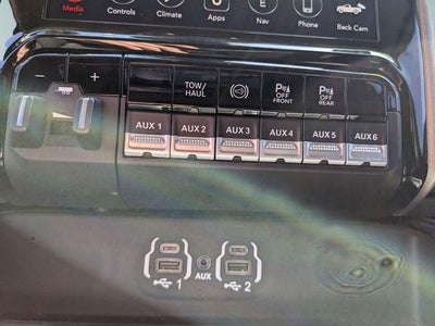 2020 RAM 3500 Laramie Crew Cab 4x4 8' Box