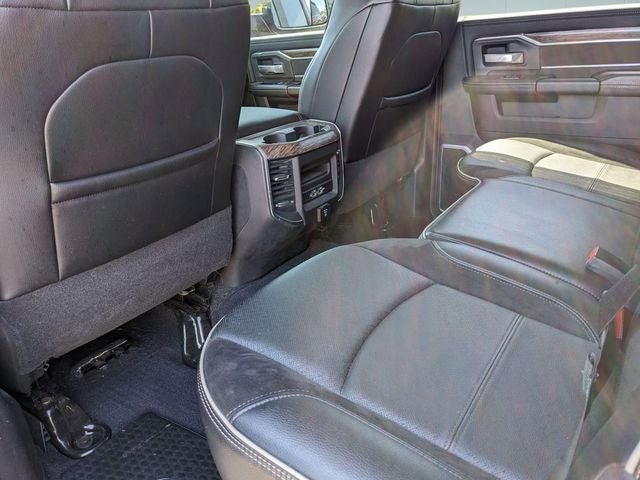 2020 RAM 3500 Laramie Crew Cab 4x4 8' Box