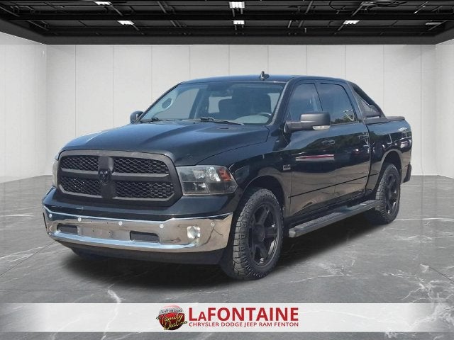 2018 RAM 1500 Big Horn Crew Cab 4x4 5'7' Box