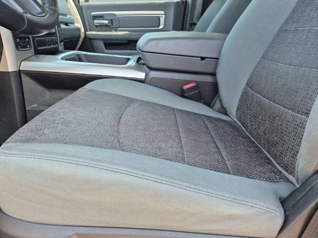 2018 RAM 1500 Big Horn Crew Cab 4x4 5'7' Box