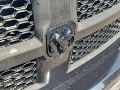 2018 RAM 1500 Big Horn Crew Cab 4x4 5'7' Box