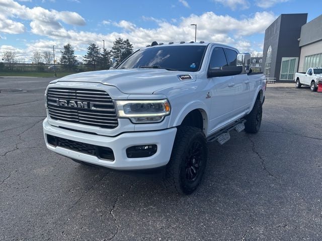 2019 RAM 2500 Laramie Crew Cab 4x4 6'4' Box