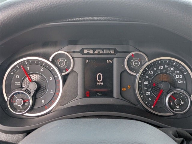 2026 RAM Ram 5500 Chassis Cab RAM 5500 TRADESMAN CHASSIS CREW CAB 4X4 84' CA