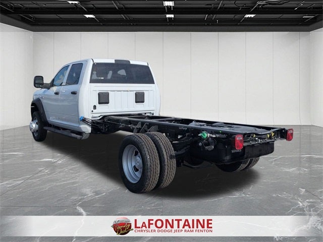 2026 RAM Ram 5500 Chassis Cab RAM 5500 TRADESMAN CHASSIS CREW CAB 4X4 84' CA