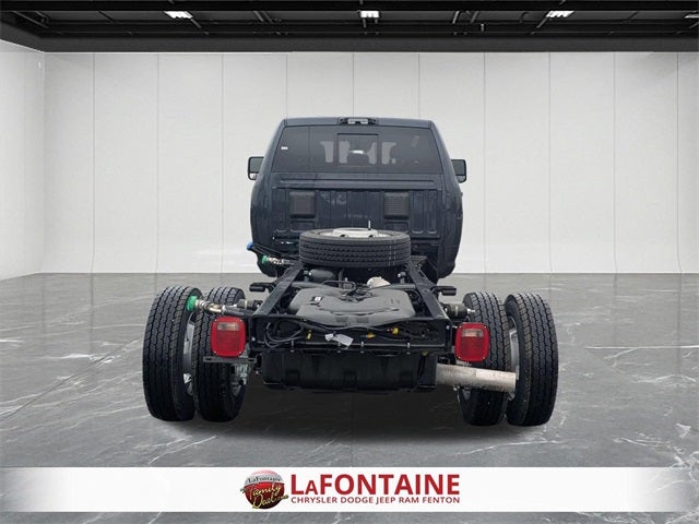 2026 RAM Ram 5500 Chassis Cab RAM 5500 BIG HORN CHASSIS CREW CAB 4X4 84' CA