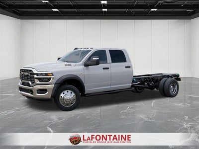 2026 RAM Ram 5500 Chassis Cab RAM 5500 TRADESMAN CHASSIS CREW CAB 4X4 84' CA