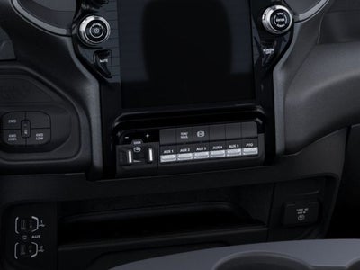 2026 RAM Ram 5500 Chassis Cab RAM 5500 TRADESMAN CHASSIS CREW CAB 4X4 84' CA