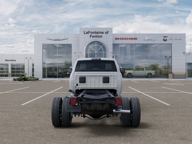 2026 RAM Ram 5500 Chassis Cab RAM 5500 TRADESMAN CHASSIS CREW CAB 4X4 84' CA