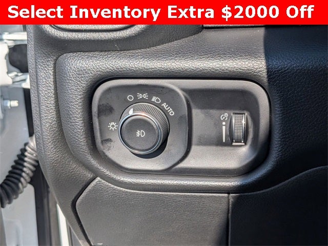 2026 RAM Ram 5500 Chassis Cab RAM 5500 TRADESMAN CHASSIS CREW CAB 4X4 84' CA