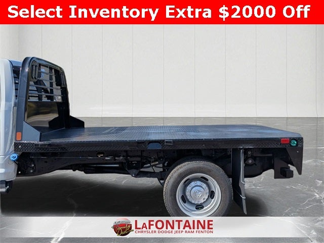 2026 RAM Ram 5500 Chassis Cab RAM 5500 TRADESMAN CHASSIS CREW CAB 4X4 84' CA