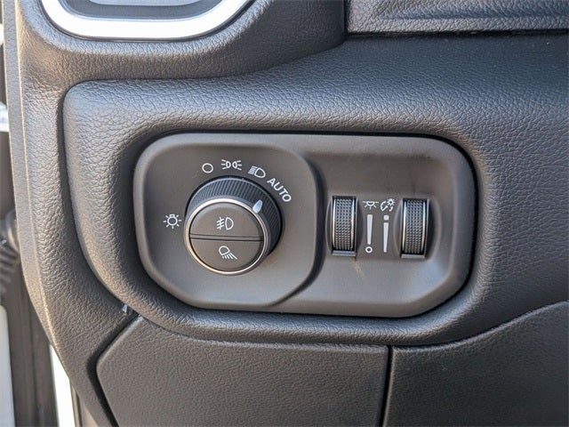 2026 RAM Ram 5500 Chassis Cab RAM 5500 BIG HORN CHASSIS CREW CAB 4X4 84' CA