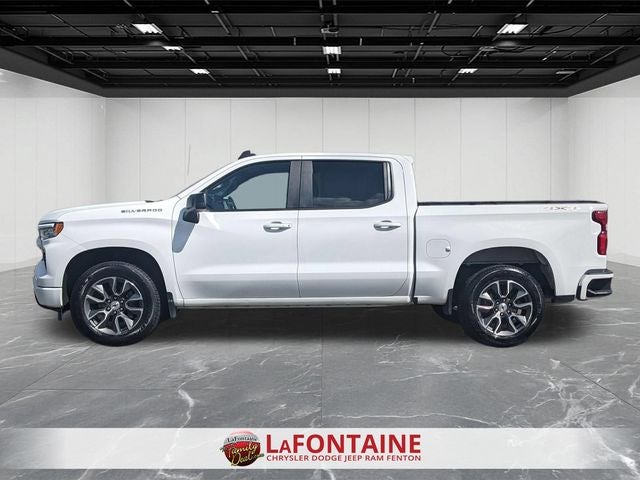 2022 Chevrolet Silverado 1500 4WD Crew Cab Short Bed RST