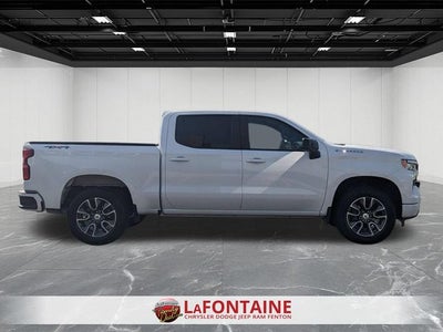 2022 Chevrolet Silverado 1500 4WD Crew Cab Short Bed RST