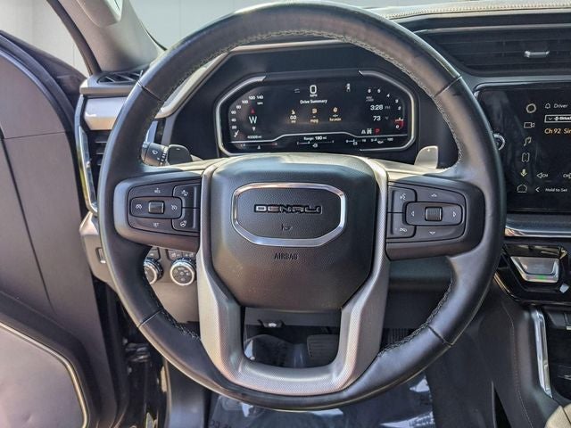 2023 GMC Sierra 1500 4WD Crew Cab Short Box Denali