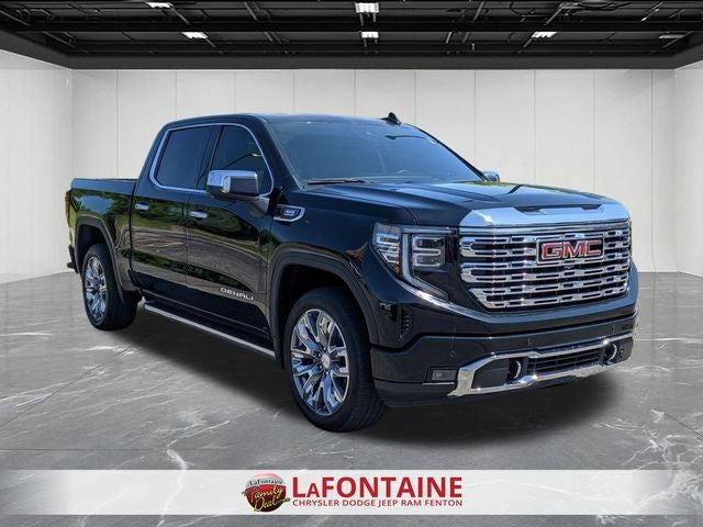 2023 GMC Sierra 1500 4WD Crew Cab Short Box Denali