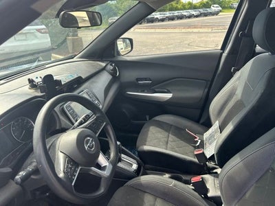 2020 Nissan Kicks SV Xtronic CVT