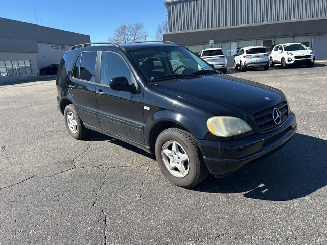 2001 Mercedes-Benz ML 320 ML 320 4MATIC®