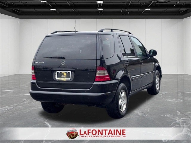 2001 Mercedes-Benz ML 320 ML 320 4MATIC®