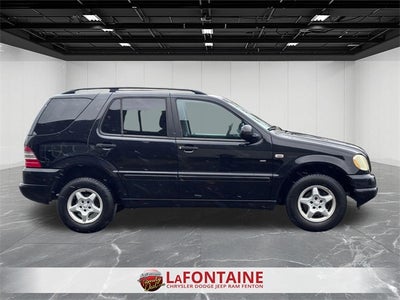 2001 Mercedes-Benz ML 320 ML 320 4MATIC®