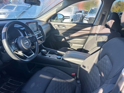 2022 Nissan Pathfinder SV 4WD