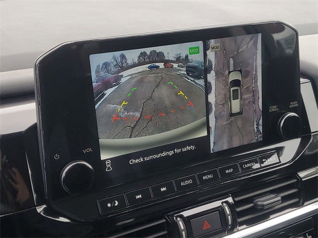 2023 Nissan Pathfinder SL 4WD