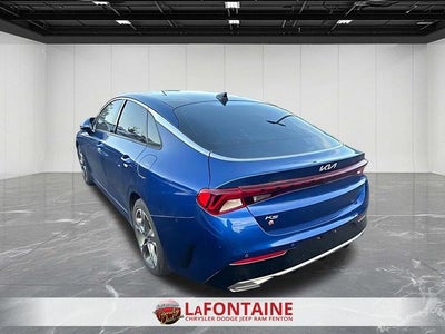 2022 Kia K5 EX