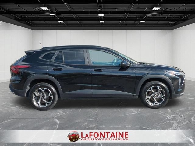 2024 Chevrolet Trax FWD LT