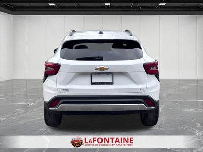 2025 Chevrolet Trax FWD LT