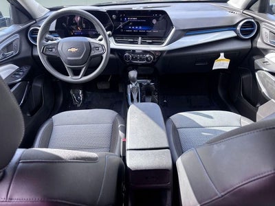 2025 Chevrolet Trax FWD LT