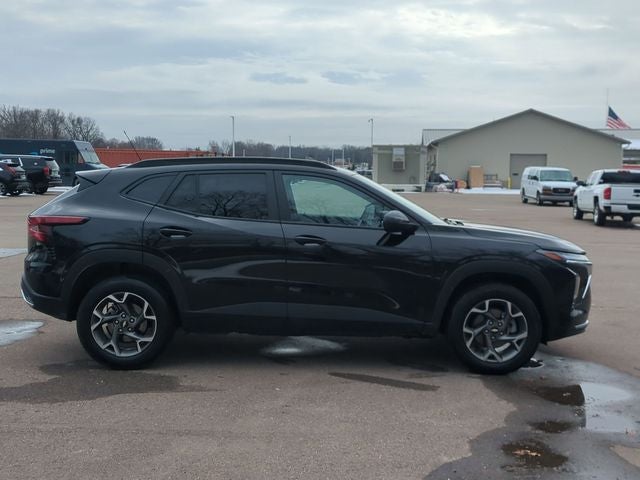 2025 Chevrolet Trax FWD LT