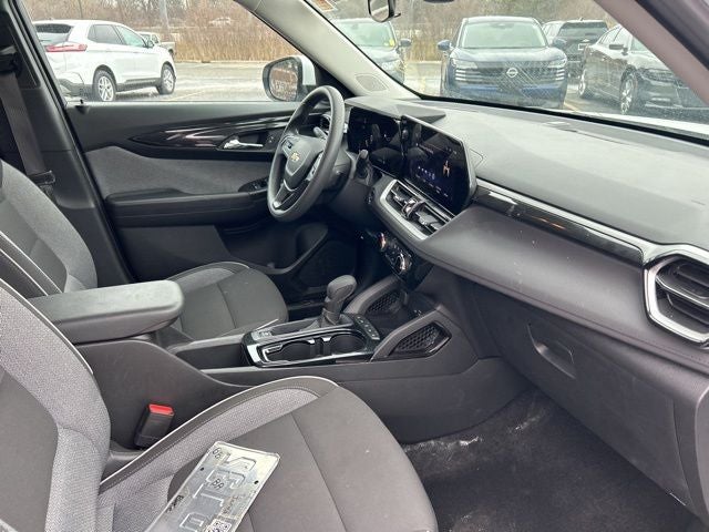 2025 Chevrolet Trailblazer FWD LT