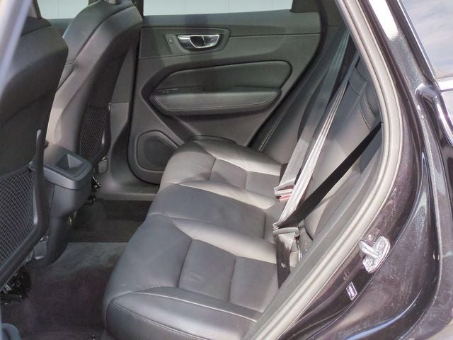2018 Volvo XC60 T6 Momentum