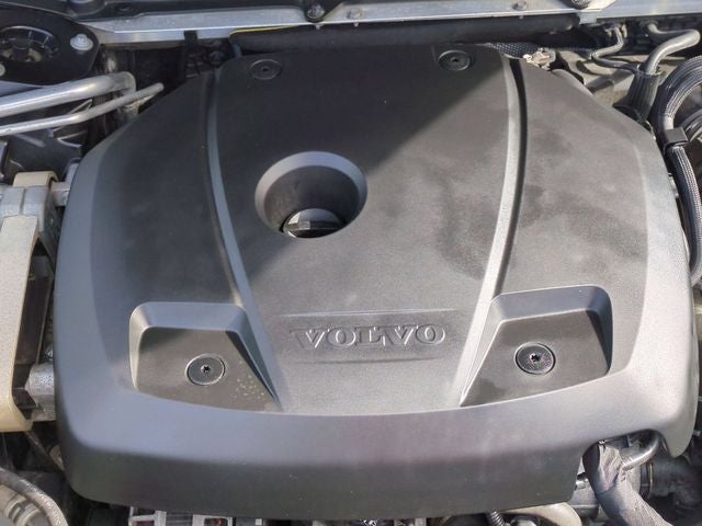 2018 Volvo XC60 T6 Momentum