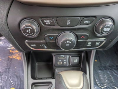 2017 Jeep Cherokee Latitude
