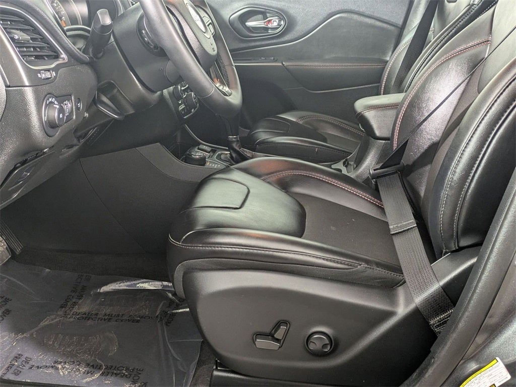 2023 Jeep Cherokee Trailhawk 4x4