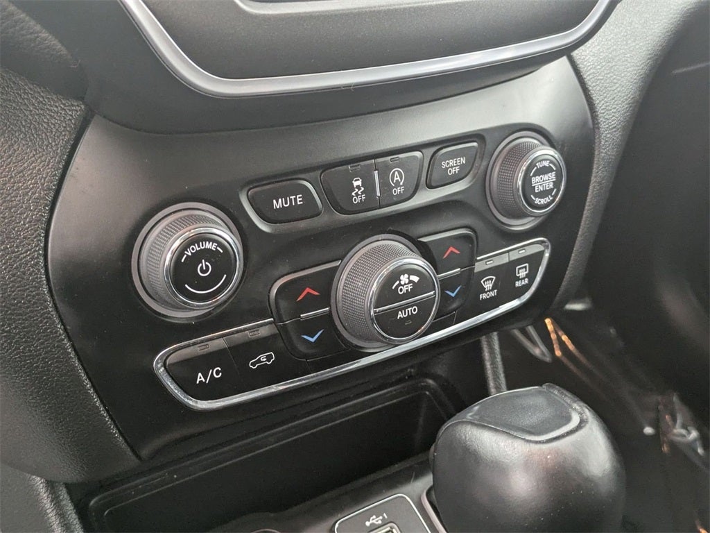 2023 Jeep Cherokee Trailhawk 4x4