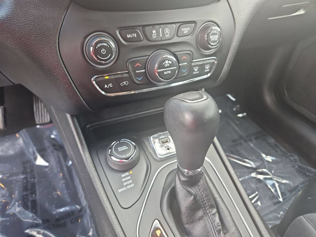 2020 Jeep Cherokee Latitude Lux 4x4