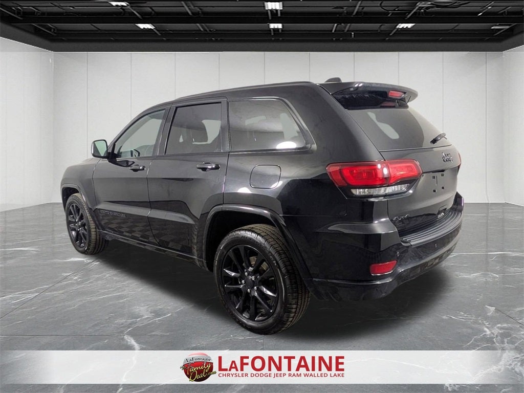 2021 Jeep Grand Cherokee Laredo X 4x4