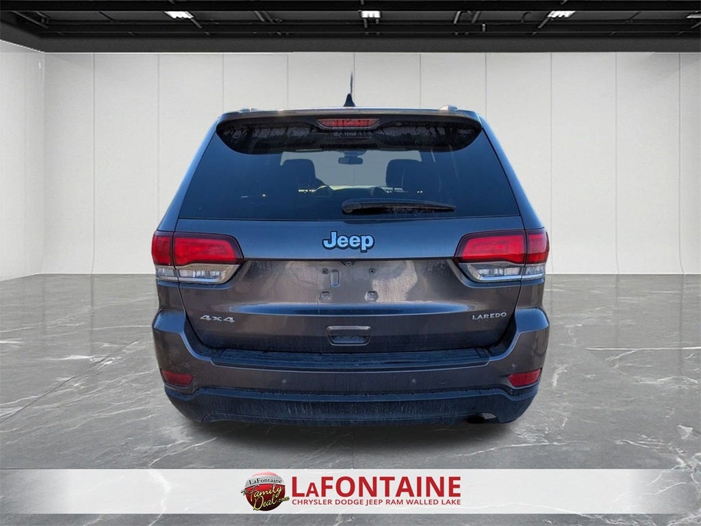 2021 Jeep Grand Cherokee Laredo X 4x4