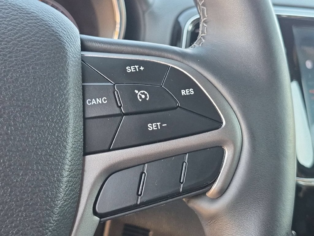 2019 Jeep Grand Cherokee Overland 4x4